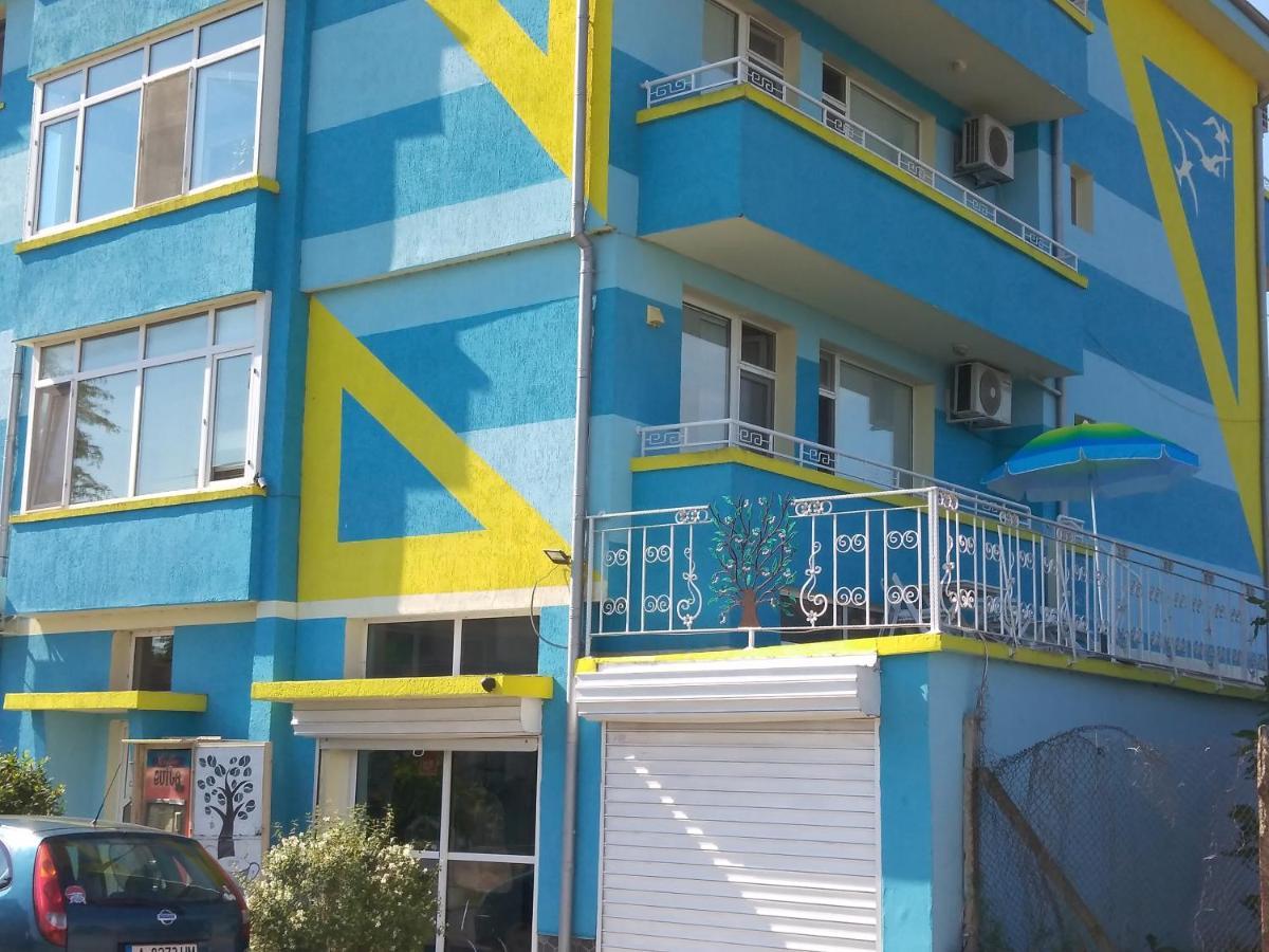Къща За Гости Синьо Лято Pomorie Exterior foto